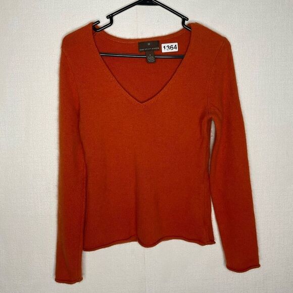 Fenn Wright Manson Women's Sz S Angora Wool Nylon Pumpkin Orange V‎ Neck Sweater - Picture 1 of 8